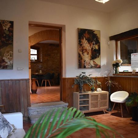Hostal La Colonial Madrigal de la Vera Ngoại thất bức ảnh