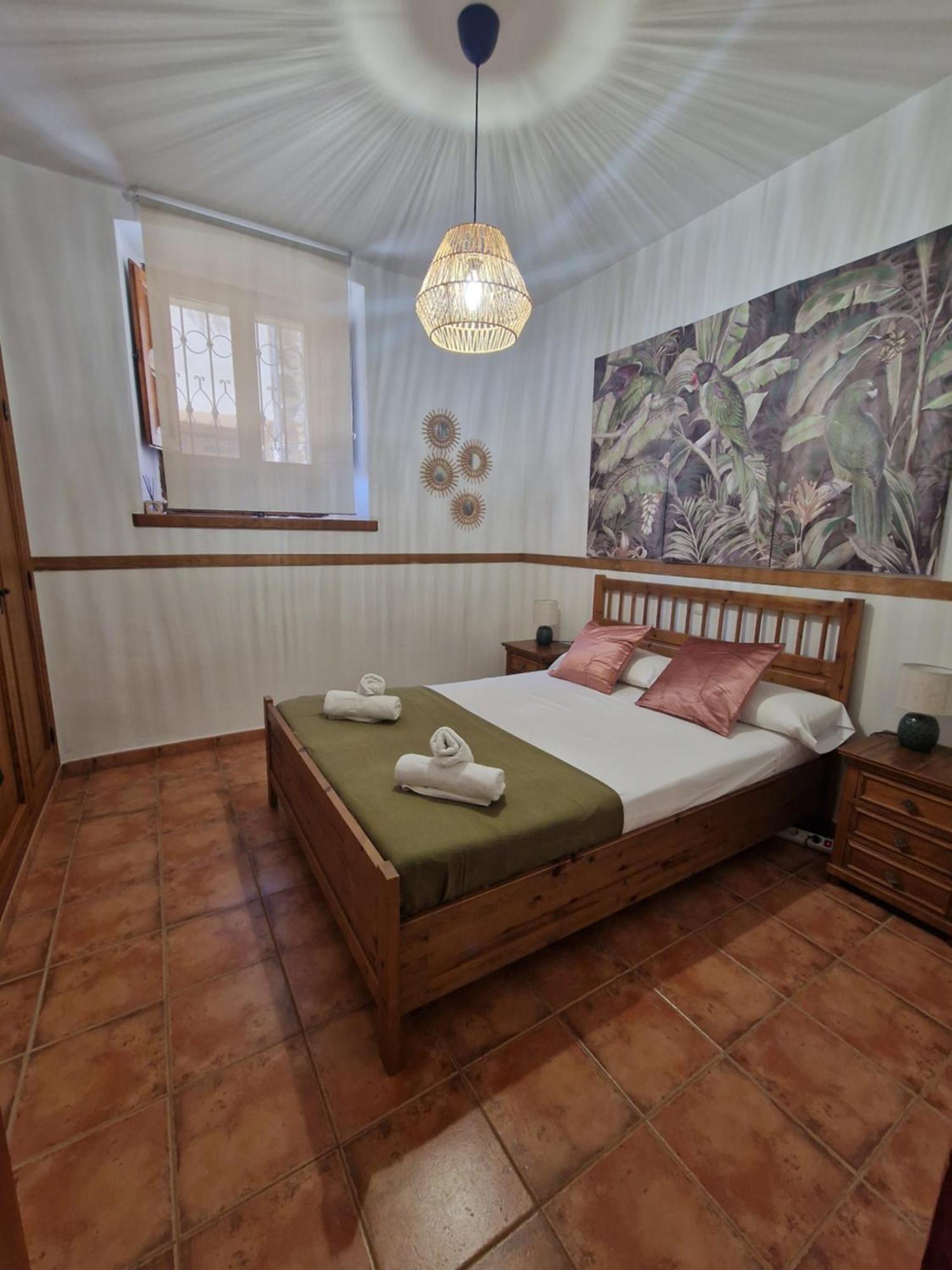 Hostal La Colonial Madrigal de la Vera Ngoại thất bức ảnh