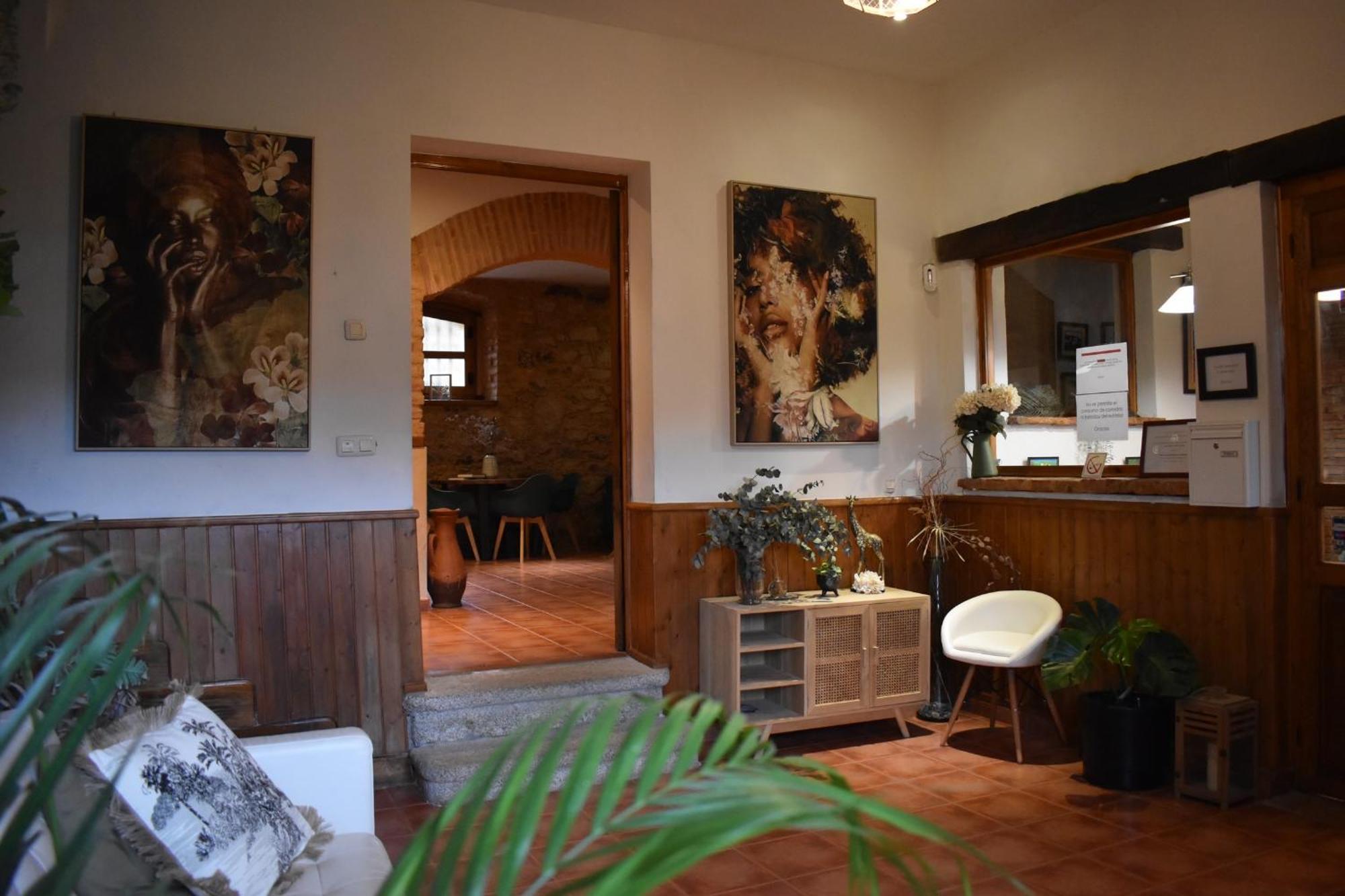 Hostal La Colonial Madrigal de la Vera Ngoại thất bức ảnh